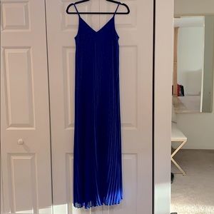 Express pleated maxi dress size S